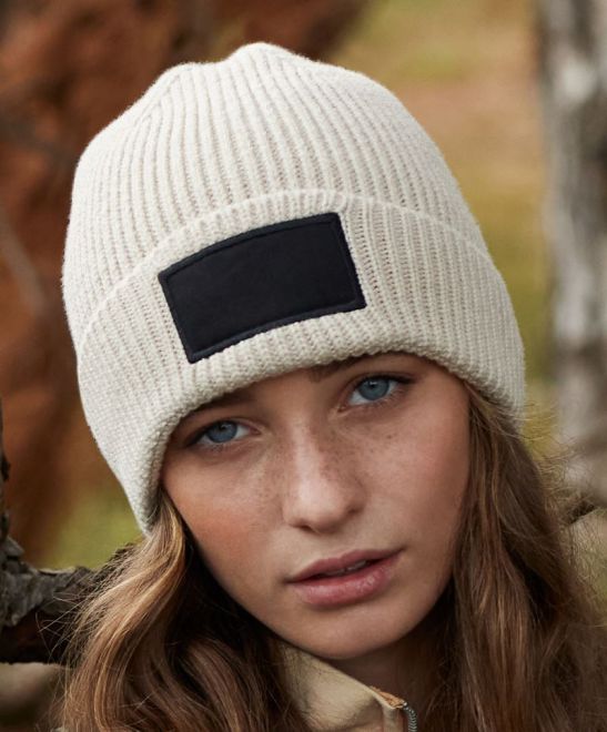 Patch Beanie aus recyceltem Polyester